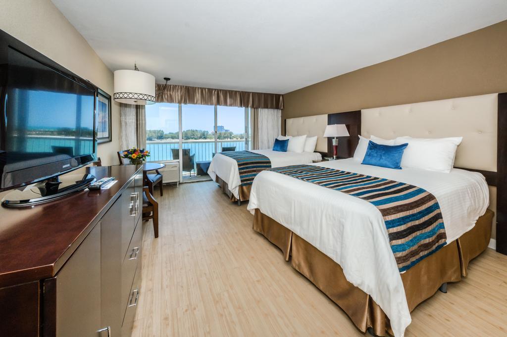 Dreamview Beachfront Hotel & Resort 克利尔沃特 外观 照片
