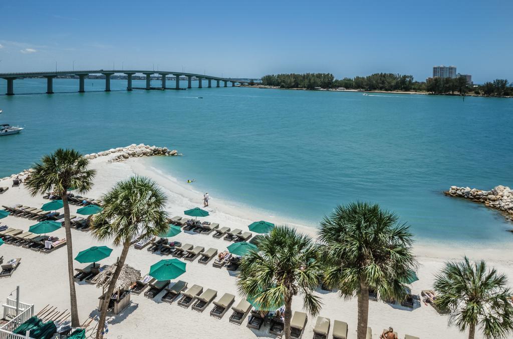 Dreamview Beachfront Hotel & Resort 克利尔沃特 外观 照片