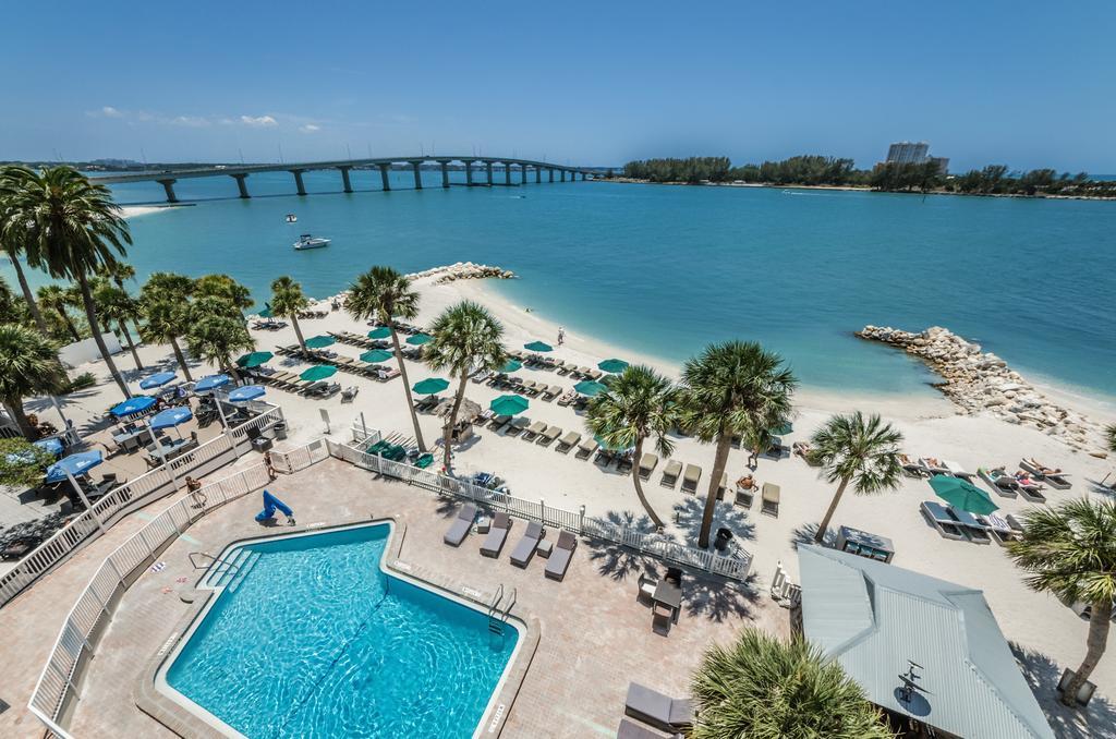 Dreamview Beachfront Hotel & Resort 克利尔沃特 外观 照片