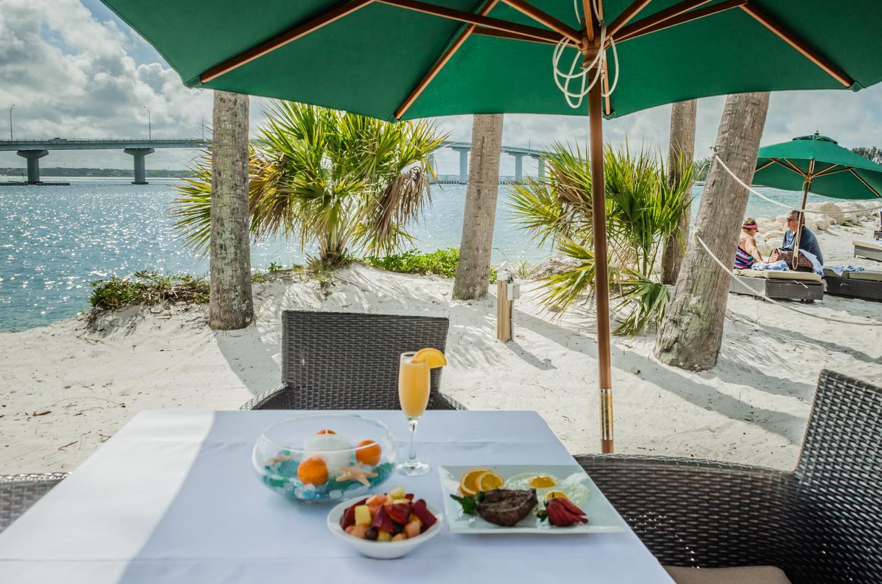 Dreamview Beachfront Hotel & Resort 克利尔沃特 外观 照片