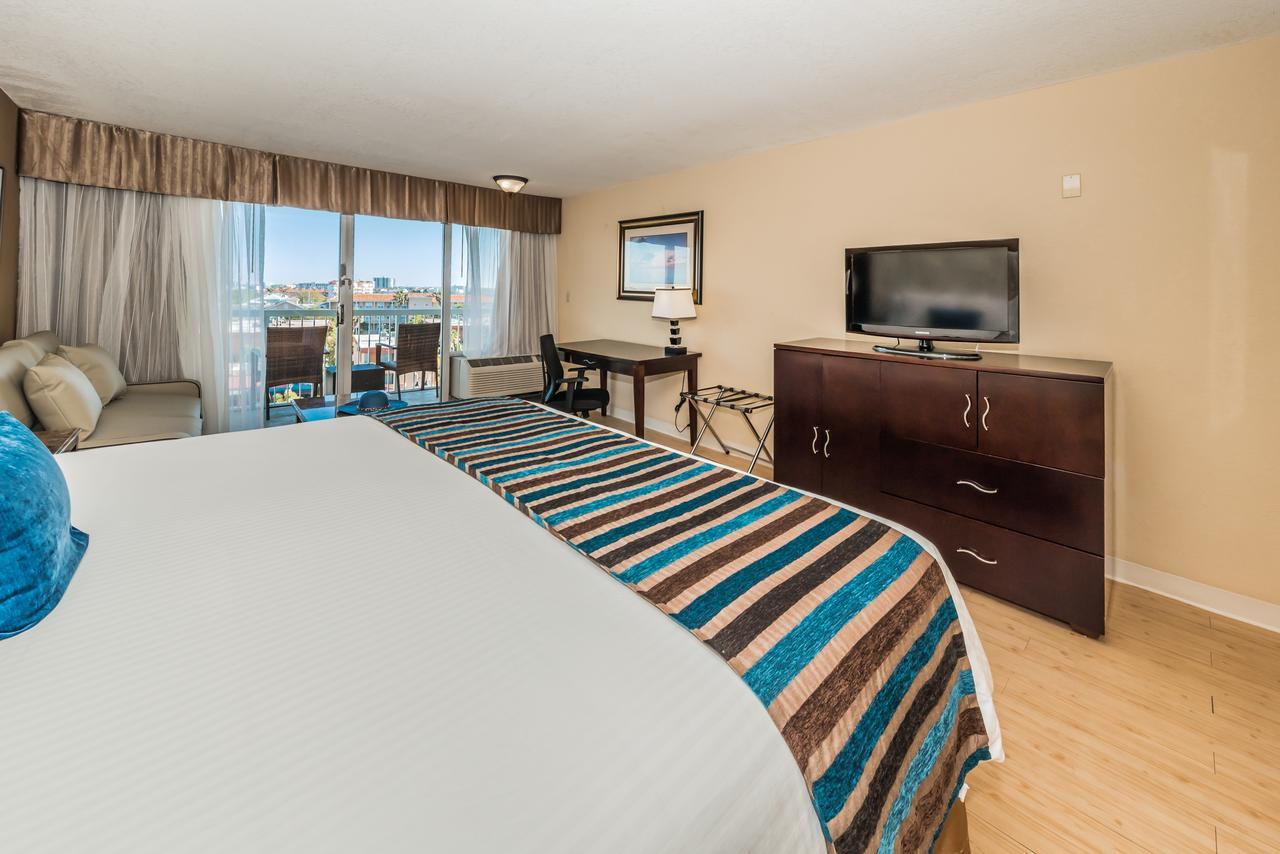 Dreamview Beachfront Hotel & Resort 克利尔沃特 外观 照片